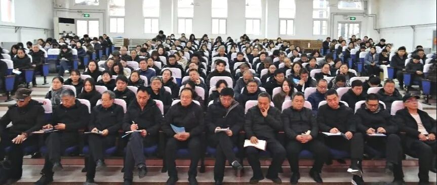 凝心聚力启新程 匠心育人谱新篇——冀州职教中心召开2025至2026学年下学期全体教职工大会(图2) 微信图片_2026-03-01_213630_807.jpg